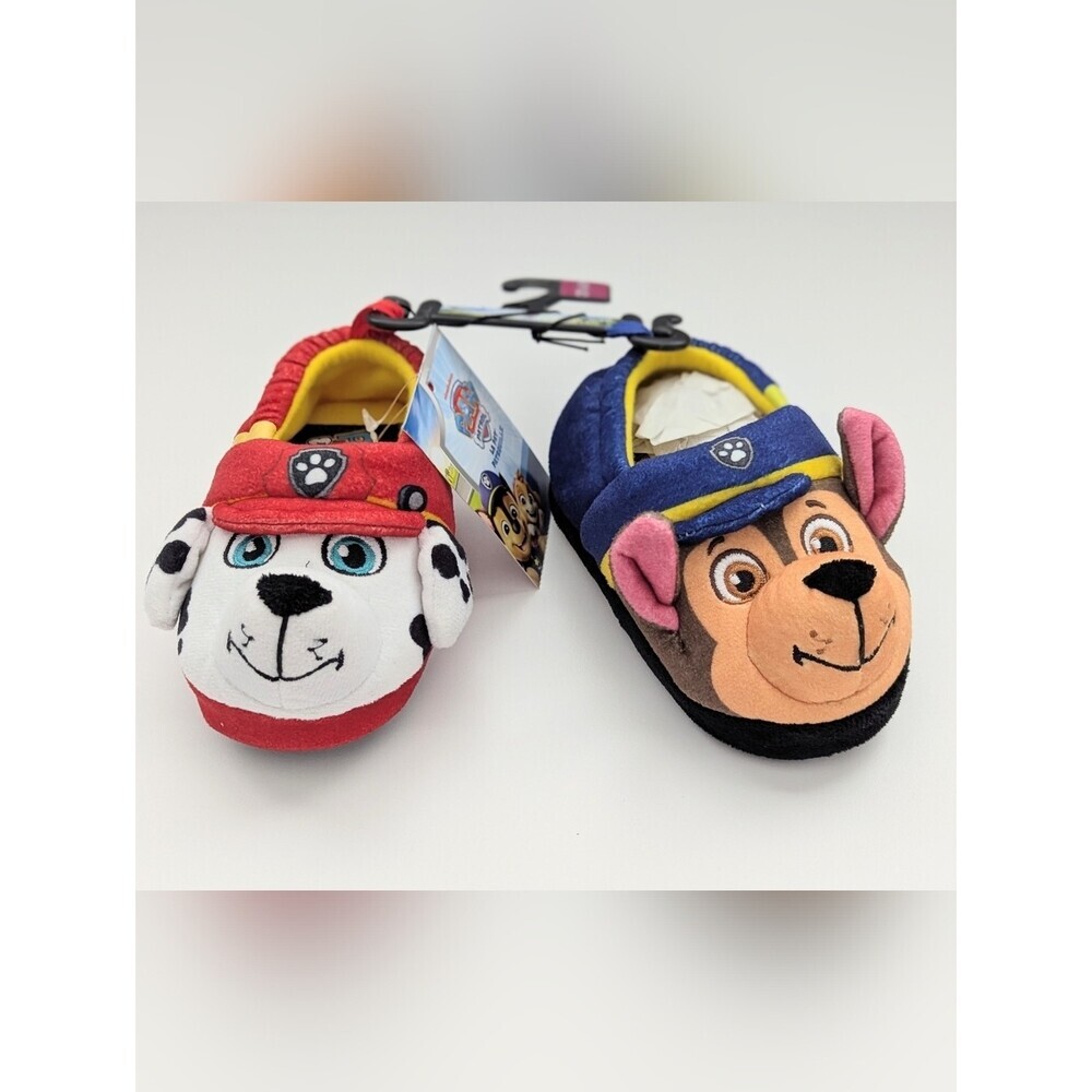 NWT Nickelodeon Paw Patrol Unisex Kids' (Size 5-6) Plush Slide-In Slippers